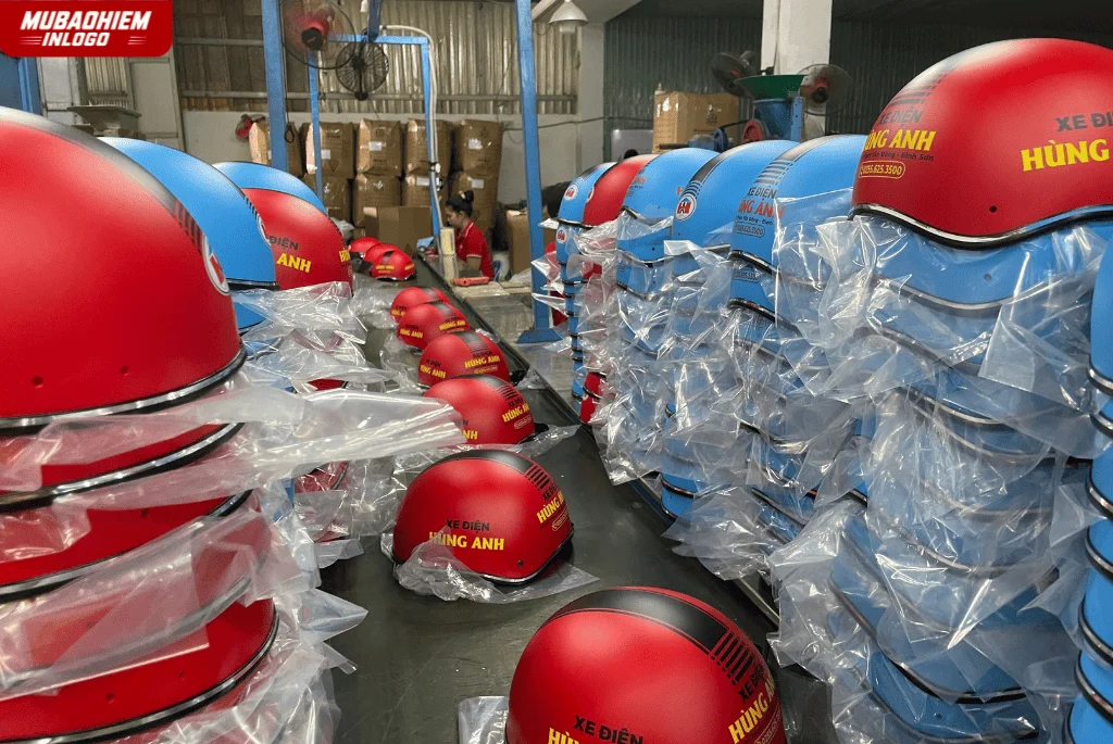 Mũ bảo hiểm in logo cửa hàng xe máy phù hợp các head, chuỗi, hệ thống bán xe