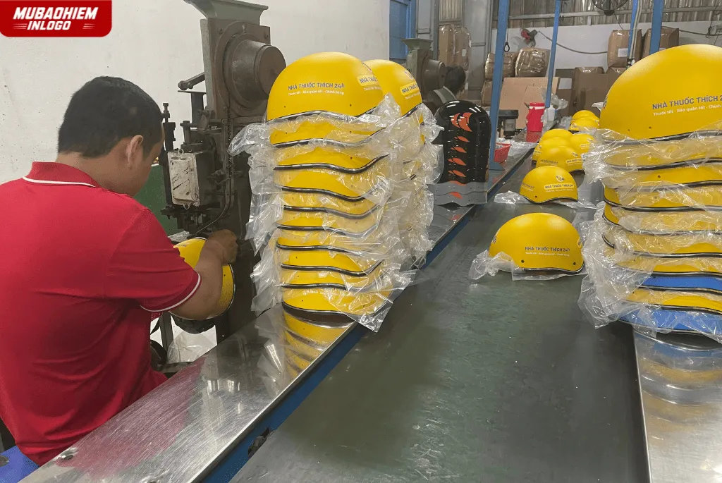 Kiểu mũ bảo hiểm 1/2 in logo nhà thuốc 24h
